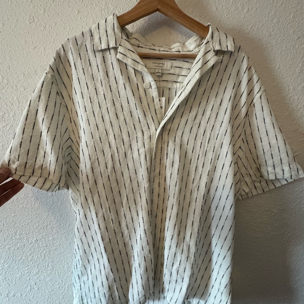 Banana Republic White and Black Striped Casual Shirt